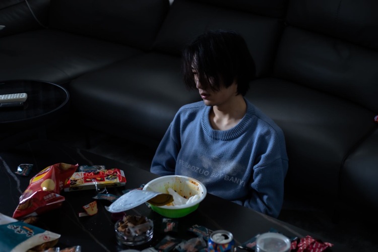 来杯开水  加冰-四川省·成都市·锦江区--互勉拍摄 现代风  有一定形象气质  妆发造型不用担心都可以安排 有意向dd