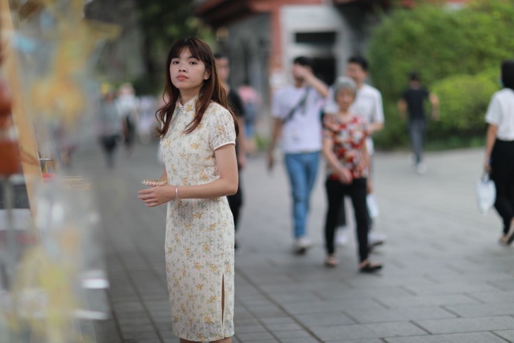 龙没大眼-广东省·惠州市·惠城区--摄影爱好者，学习拍照中。平时需要上班，每周六可以拍照。愿意当模特的联系我，希望共同学习共同进步