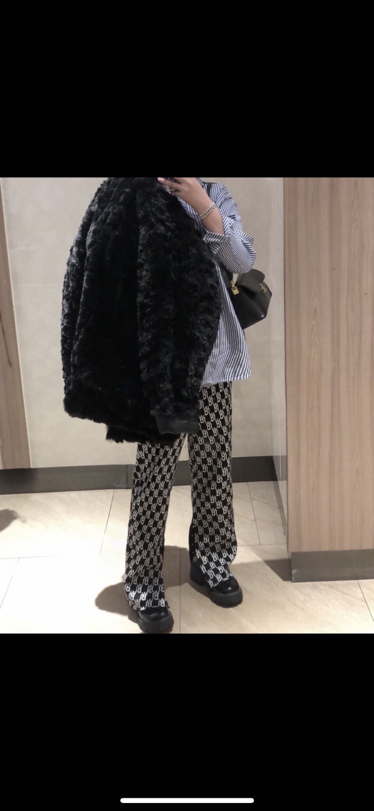 悅-浙江省·杭州市·上城区--我是新人 想做服装寄拍 平常对穿搭也有一定的风格选择 服装寄拍希望可以联系我 谢谢