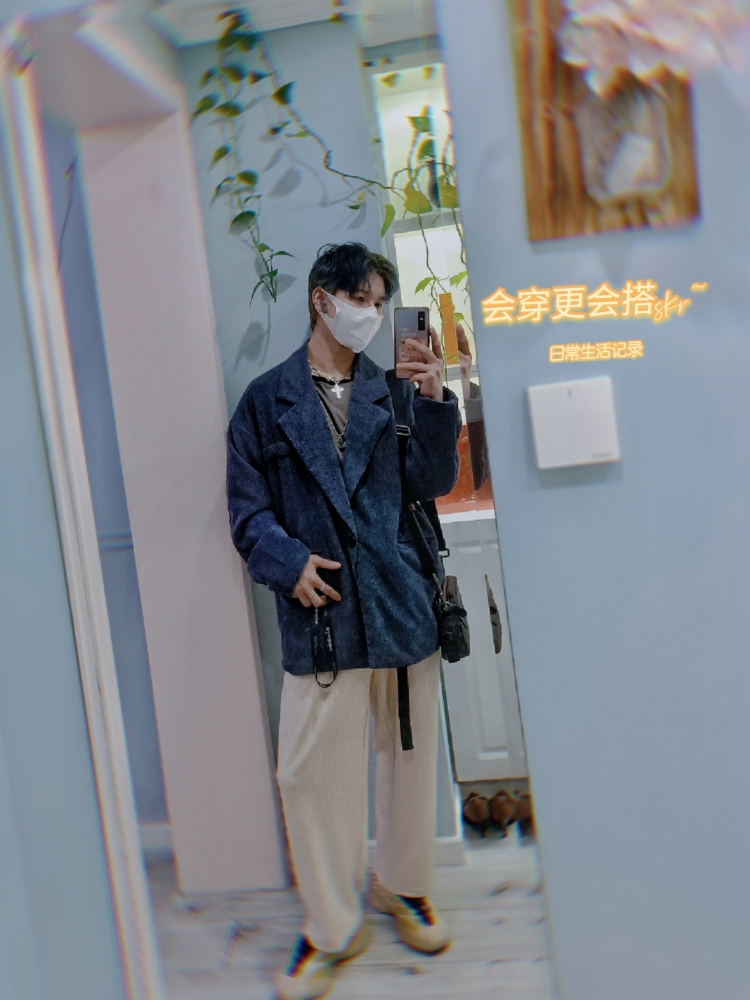 ℡_Elaborateପ-江苏省·南京市·秦淮区-快手抖音-本人副业模特，平常喜欢健身，研究穿搭，穿衣风格多样化，妆容、服装、都可以自己搞定，喜欢拍高级感的照片…