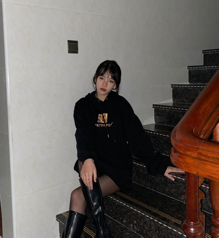 身高167，体重96，想要拥有一组自己的照片，市内可以约，希