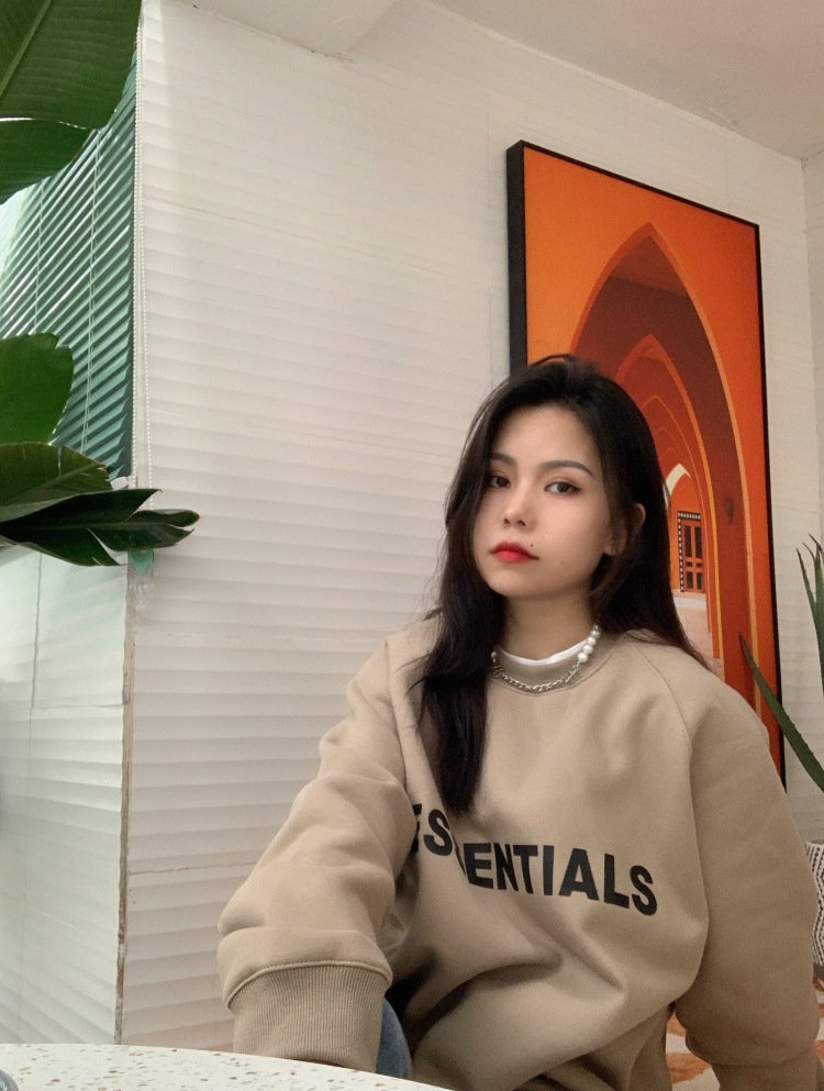 Rosieismine-湖南省·长沙市·芙蓉区-微博-正常风格都可。本人159  42公斤 艺名：小米年龄：22身高：159CM体重：42KG坐标：湖南.长沙