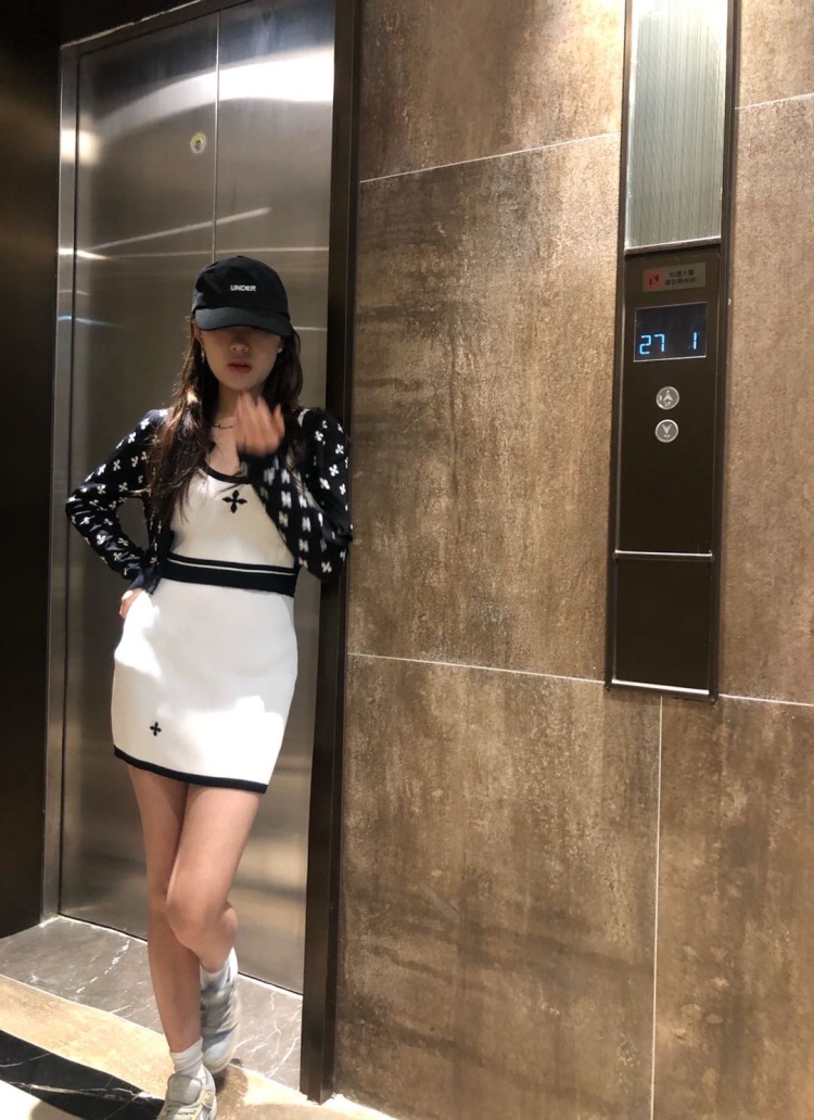 吴-广东省·深圳市·南山区--想找一个互免的女摄影师本人158 体重44 接过商拍 爱拍照 爱玩互联网介绍完毕