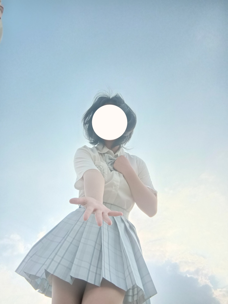 Echo.-广东省·广州市·增城区-抖音  快手  -身高160  体重102  接寄拍  会拍一点点jk  也可以拍性感和可爱的  有意的可以找我喔