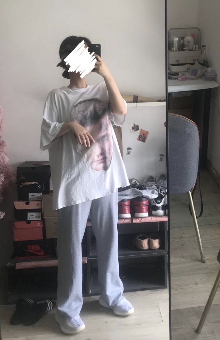 悅-浙江省·杭州市·上城区--我是新人 想做服装寄拍 平常对穿搭也有一定的风格选择 服装寄拍希望可以联系我 谢谢