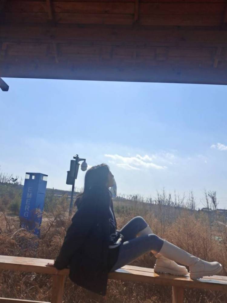 Re-山东省·淄博市·淄川区-抖音微博小红书快手-约拍摄影师，身高165 体重110 可以相互交流学习，可以接受任何风格，但不接受私照。