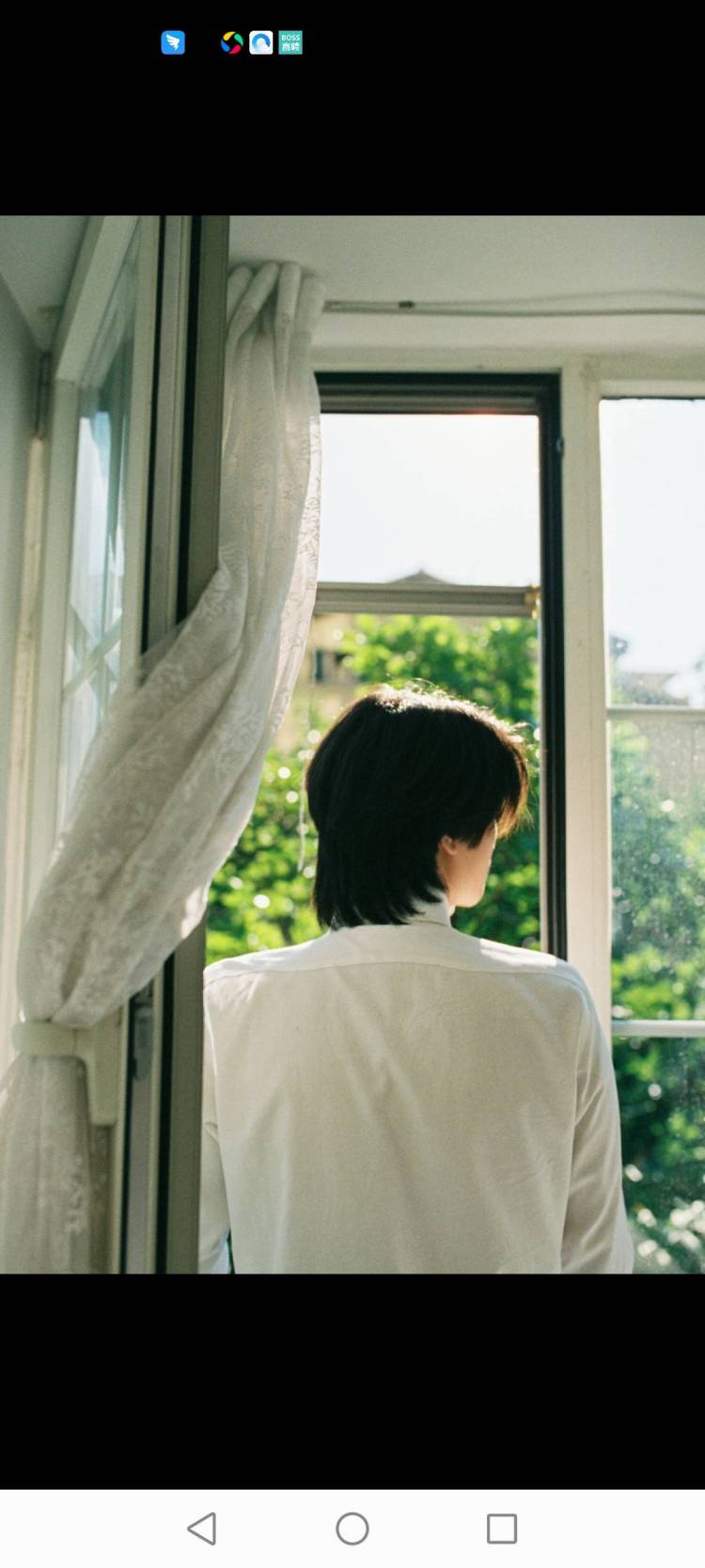 小明同学-广东省·深圳市·福田区--我在深圳，目前对园博园比较熟悉，想要约拍古风造型的，还有胶片风格的，喜欢jk的也可以来找我，我主要想找人练手，对模特要求是自己会化妆，还有有服装，长相还可的，可以的话来找我吧！男女都可，主要还得联系了