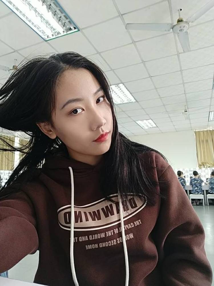 妹儿~-广东省·广州市·白云区--身高173，可柔可酷，可甜可盐。本人无法拒绝漂亮的照片，有不错作品的可看时间直接定。需要请联系