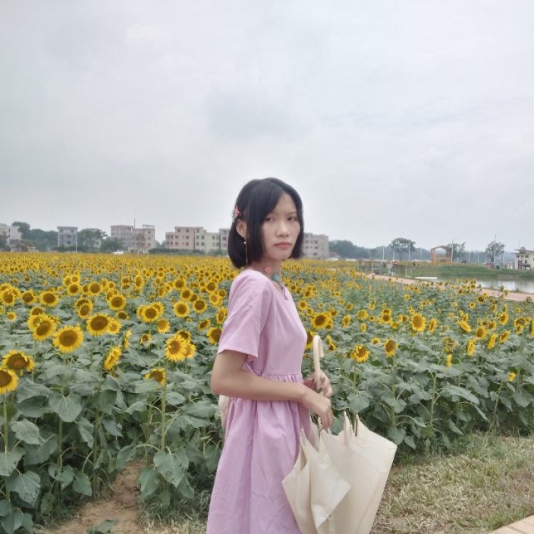 kǎi.-广东省·佛山市·三水区-快手-自己的风格，场地是我这边的湿地公园。妆容偏个性。走优雅的风格。