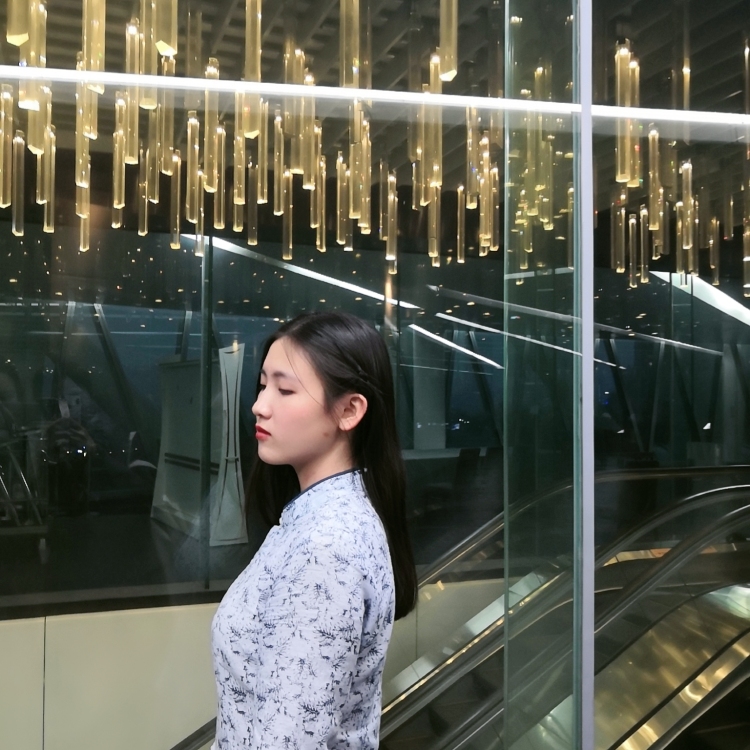 艾华可~讶-广东省·广州市·番禺区--想在四海马术拍一组美美的照片呀，喜欢创作的摄影师看过来了，本人长得还可以撒。