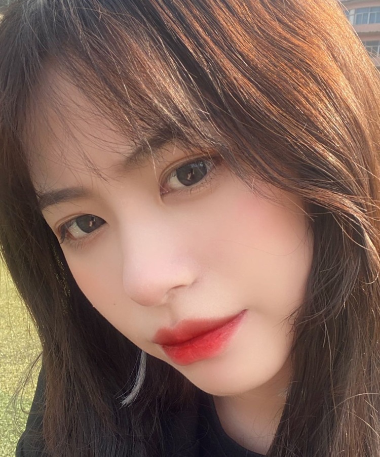 可可-重庆市·重庆市·九龙坡区--身高165cm 体重45kg 21届表演艺术生，唱歌跳舞台词演戏都会，会拍照，会摆姿势，会p图，可甜可盐，各种风格都可，性格活泼开朗，诚实守信，有什么意见也可以提，小视频合作可以找我，需要长期合作