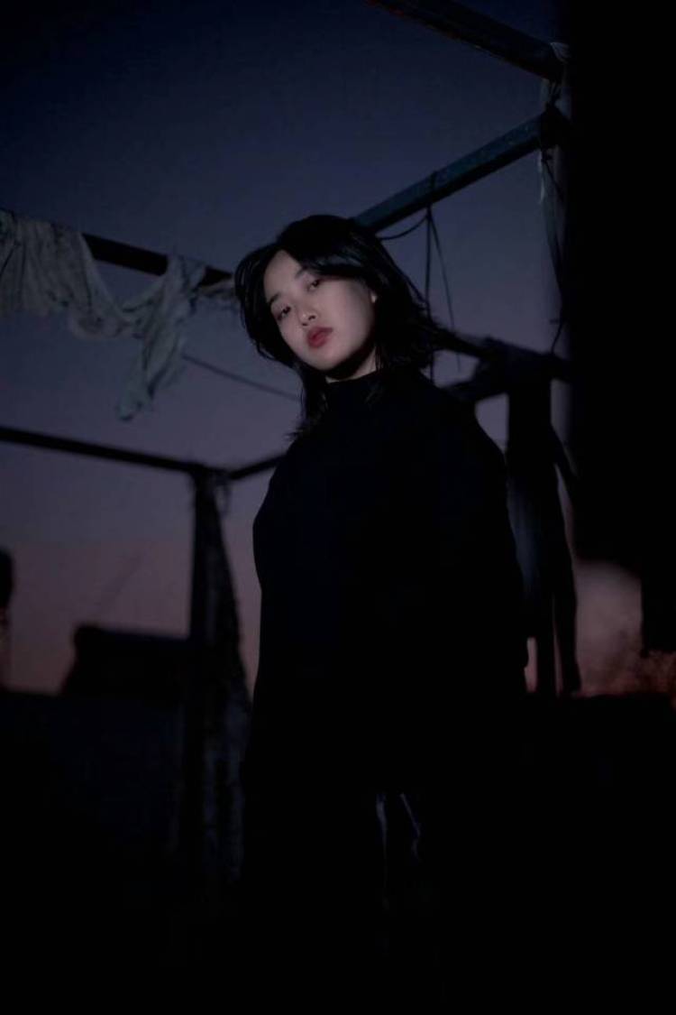 子香-海南省·海口市·美兰区--九月份17号会在海口留两天，只拍人像穿衣服那种，风格方便愿意试新，具体可以加v给看朋友圈照片