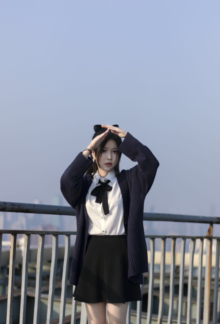 --重庆市·重庆市·沙坪坝区-阿酱哩-本人是一名自由女摄影师，约拍可以留言。这些图片都是我近期拍的作品。