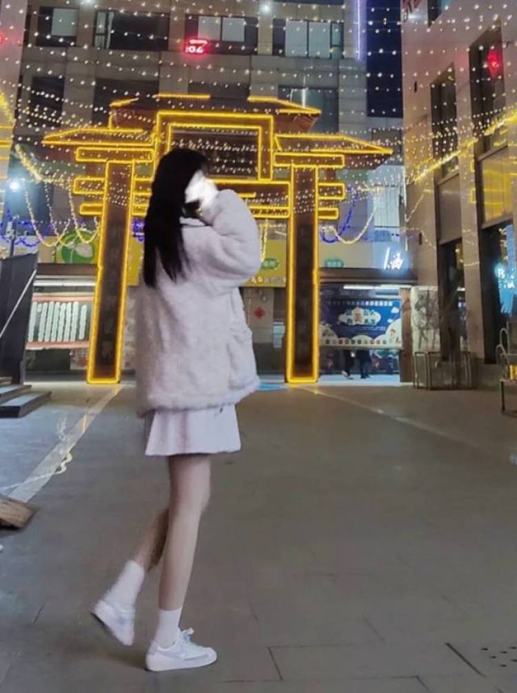 不能喝奶茶-山西省·临汾市·侯马市-抖音，快手-假期时间约拍，发饰衣服都可以，不要太暴露就行