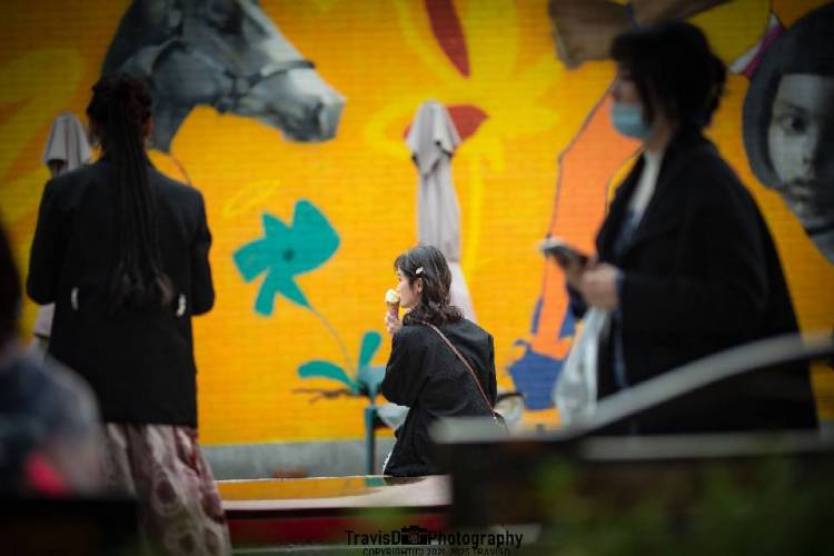 丁先生-北京市·北京市·石景山区--北京男摄影师一枚，自带佳能全画幅单反和适马85mm1.4f人像镜头。日常拍摄风光和人像的时候喜欢欧美油画风，但是也可以根据模特要求拍一些日系的糖水片。我的性格还算OK，情商在线，拍摄过程中的交流不会尴