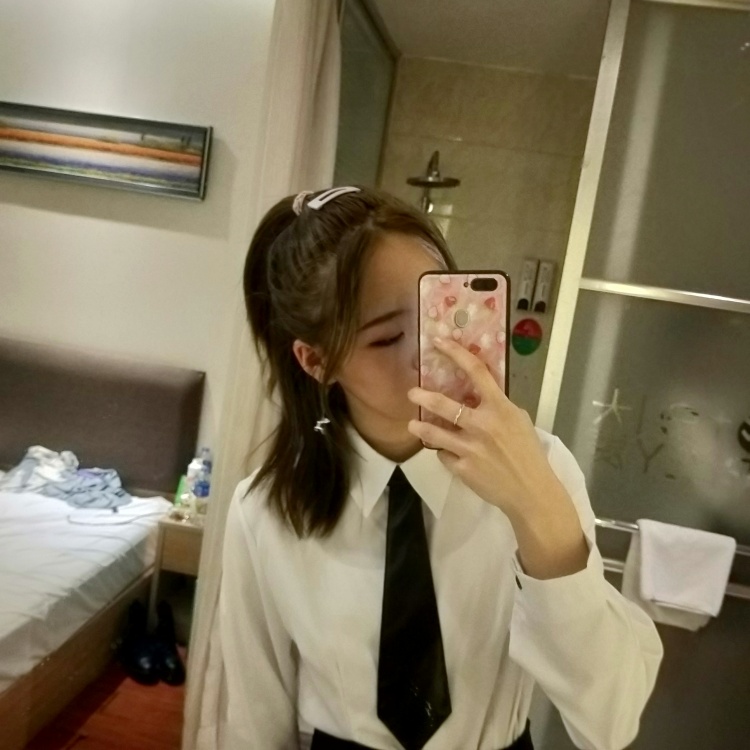 乐多-陕西省·西安市·灞桥区-快手-自我感觉良好   身高170   体重97   可以穿s码的衣服  可盐可甜