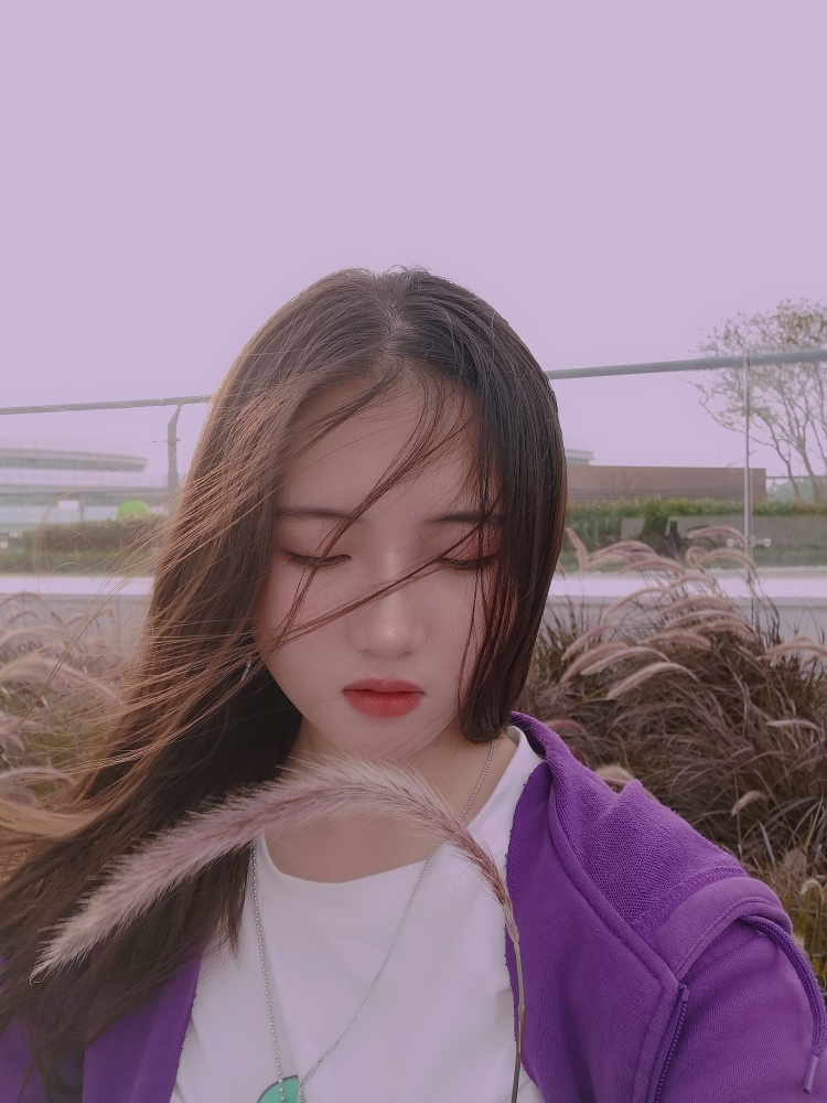 艾华可~讶-广东省·广州市·番禺区--想在四海马术拍一组美美的照片呀，喜欢创作的摄影师看过来了，本人长得还可以撒。