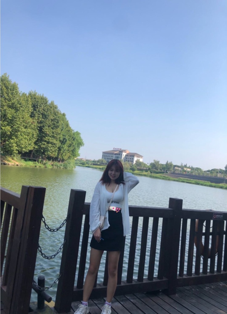 降溫.-浙江省·绍兴市·诸暨市-抖音-希望是浙江省内的，各种衣服风格都可以接受，泳衣，内衣裤只要不要太露都可以接受，希望有专业摄像机的拍摄，本人之前做过淘宝买家秀有经验